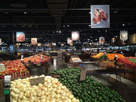 Market district - Inspired by the open-air markets of Europe and a true passion for food, Giant Eagle, Inc. opens its first Market District food store in Northeast Ohio – a 94,000-square-foot culinary, dining and ...